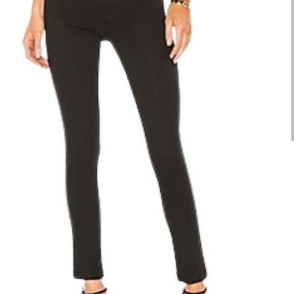 High-Waisted Black Skinny Pants - Picture 6 of 6